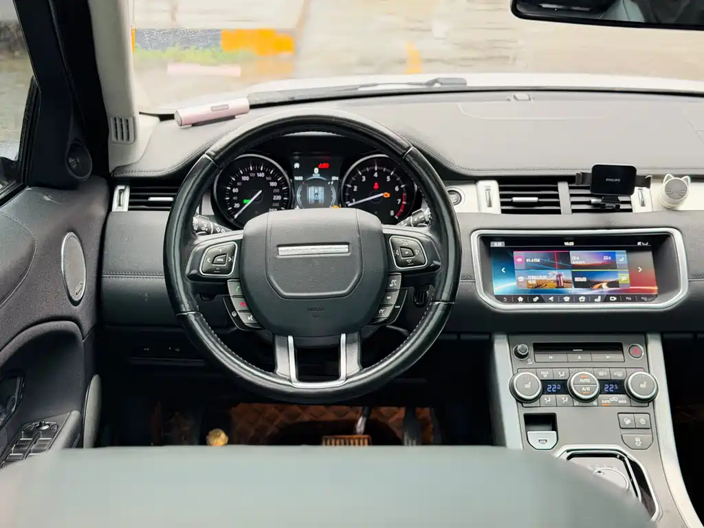 Land Rover Evoque — миниатюра 10