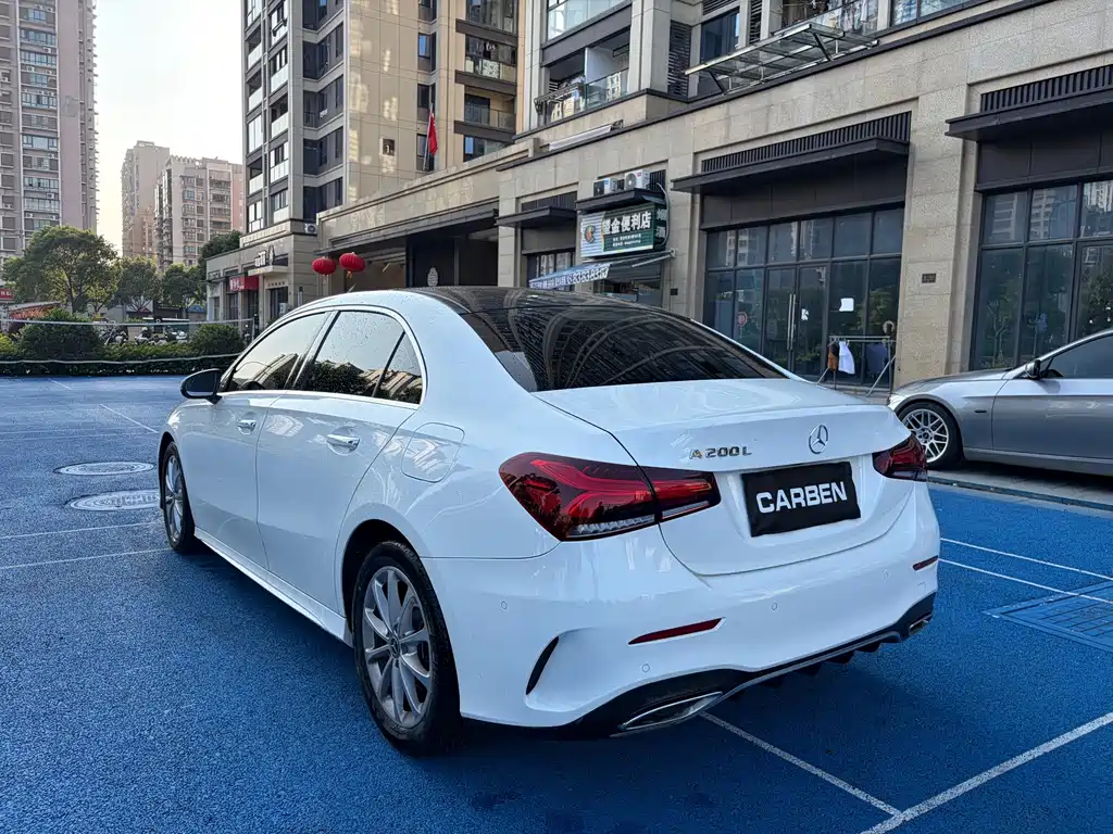 Mercedes-Benz A-Class — миниатюра 7