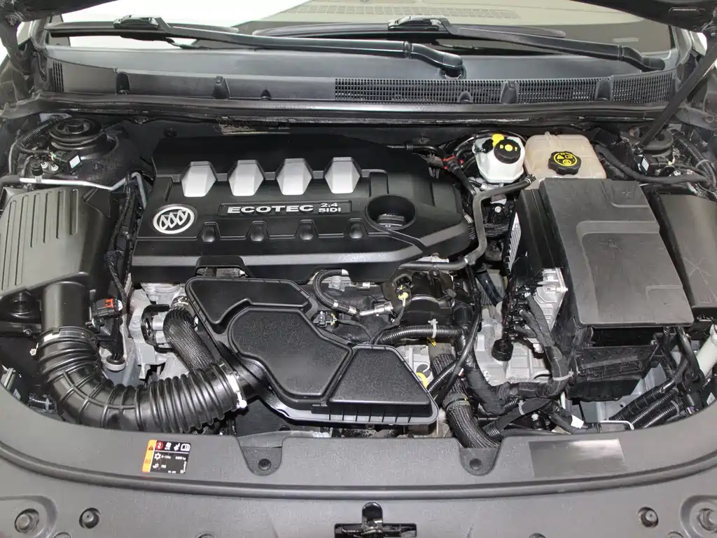 Buick LaCrosse — миниатюра 12