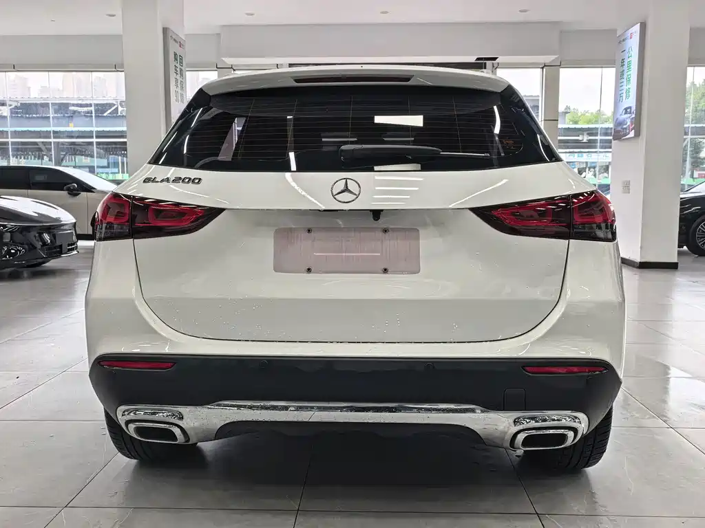 Mercedes-Benz GLA 2023 — фото 16