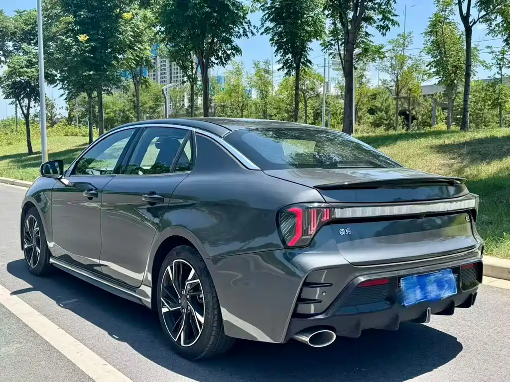 Lynk & Co 03 — миниатюра 9