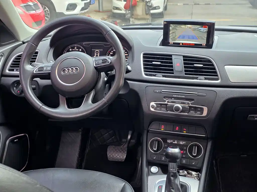Audi Q3 — миниатюра 4