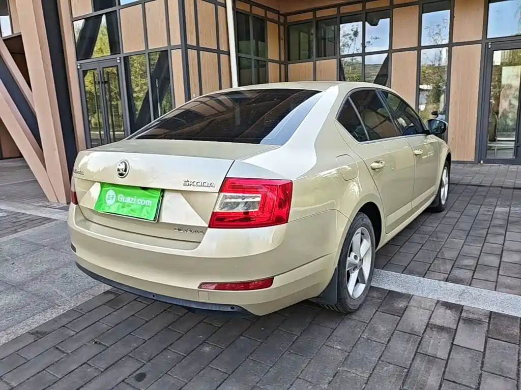 Skoda Octavia — миниатюра 7