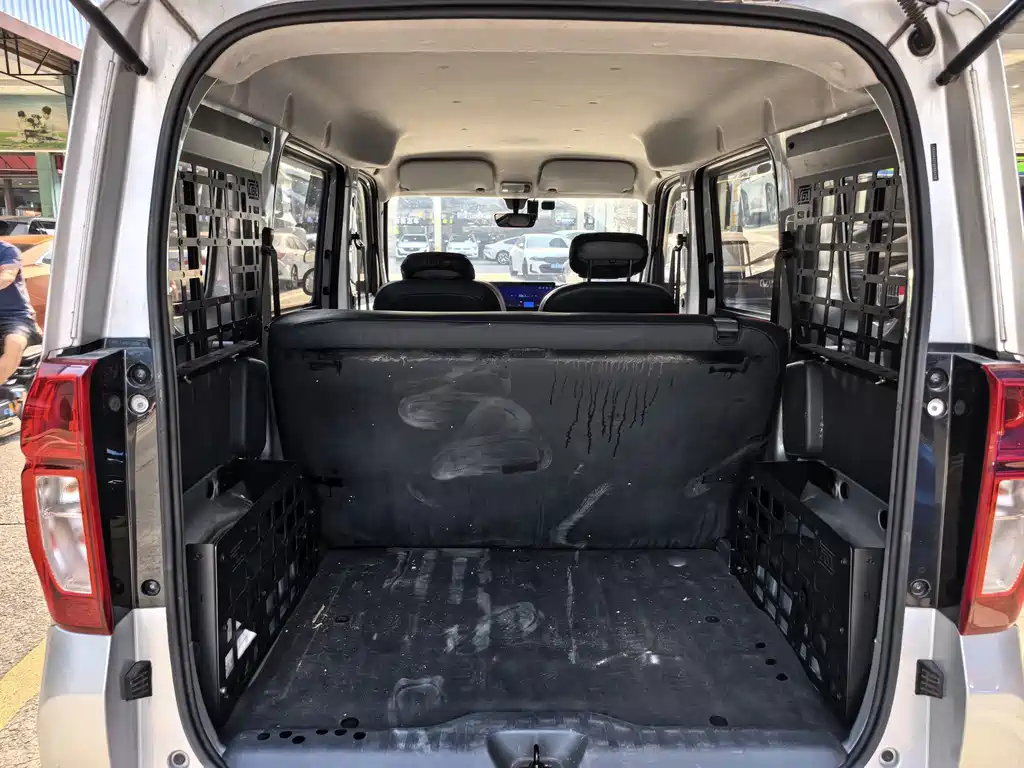 Wuling Zhiguang EV — миниатюра 11