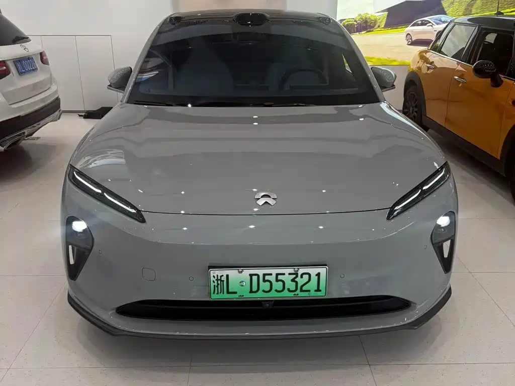 NIO ET5T — миниатюра 2