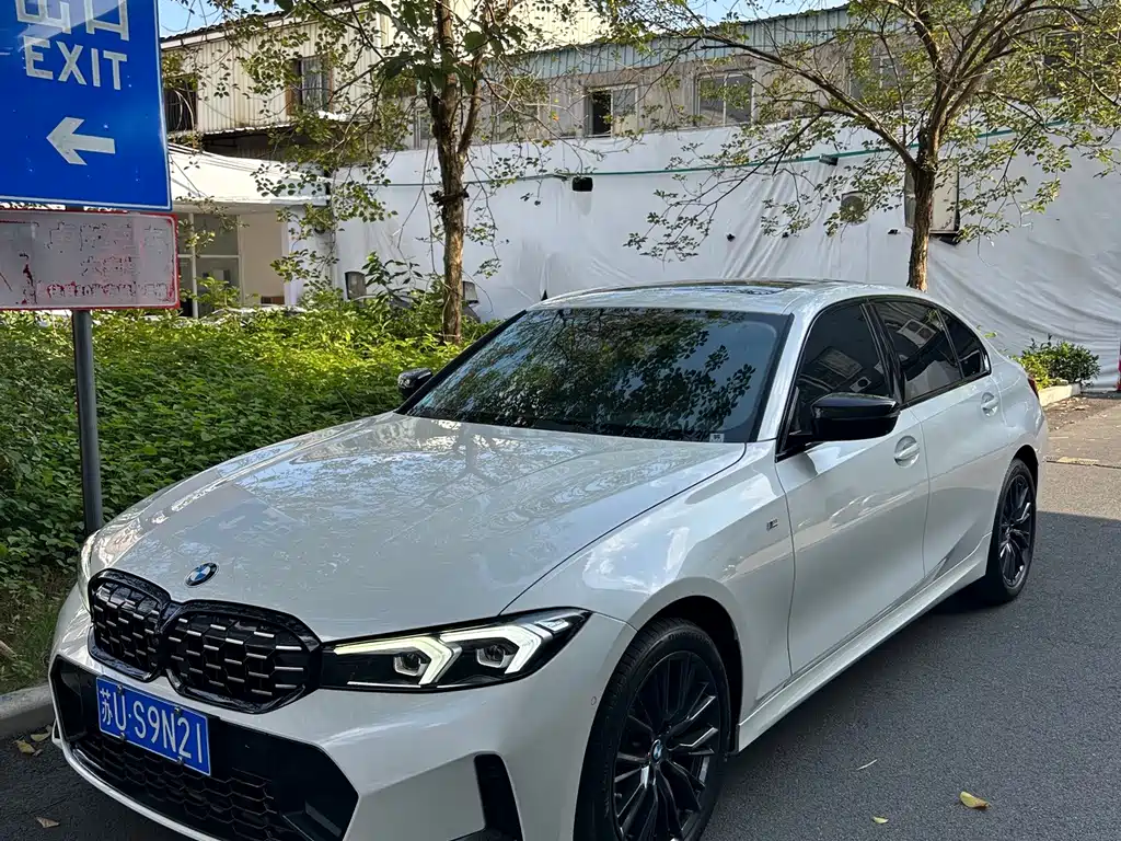 BMW 3 Series — миниатюра 3