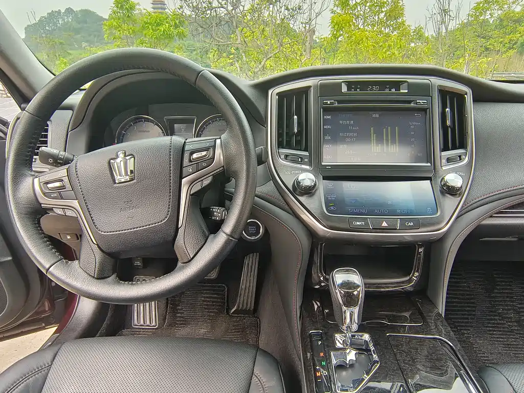 Toyota Crown 2.0T Fashion Edition, фото 8