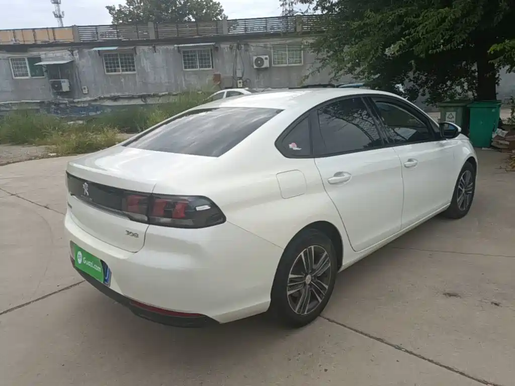 Peugeot 308 — миниатюра 7