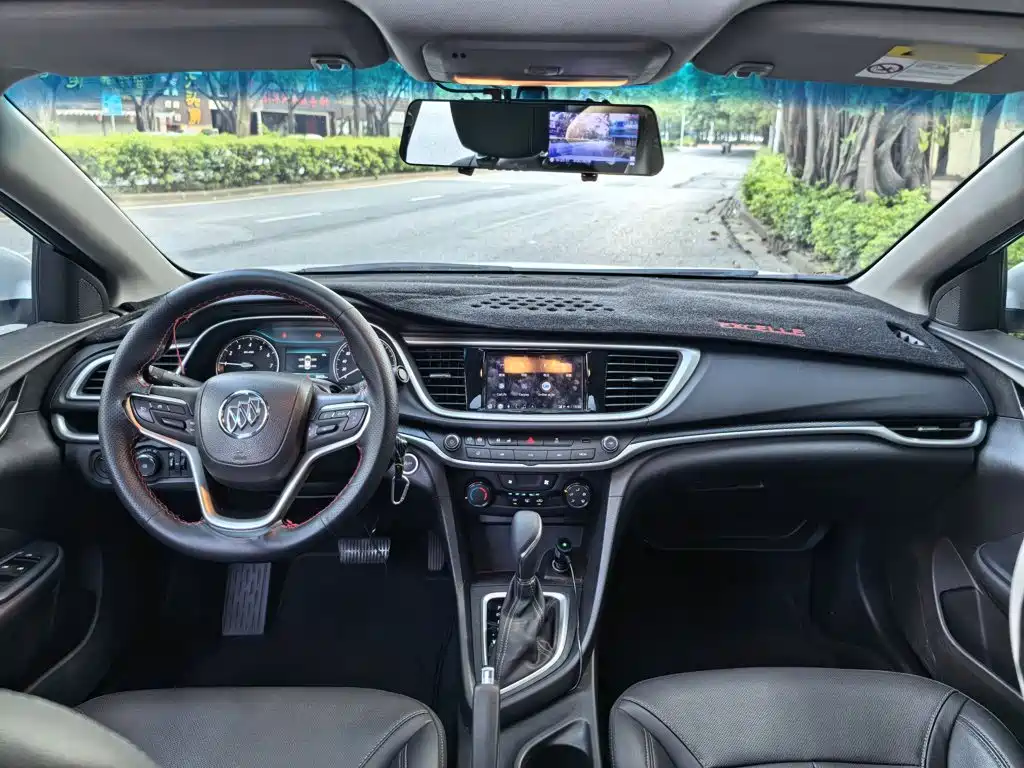 Buick Excelle — миниатюра 16