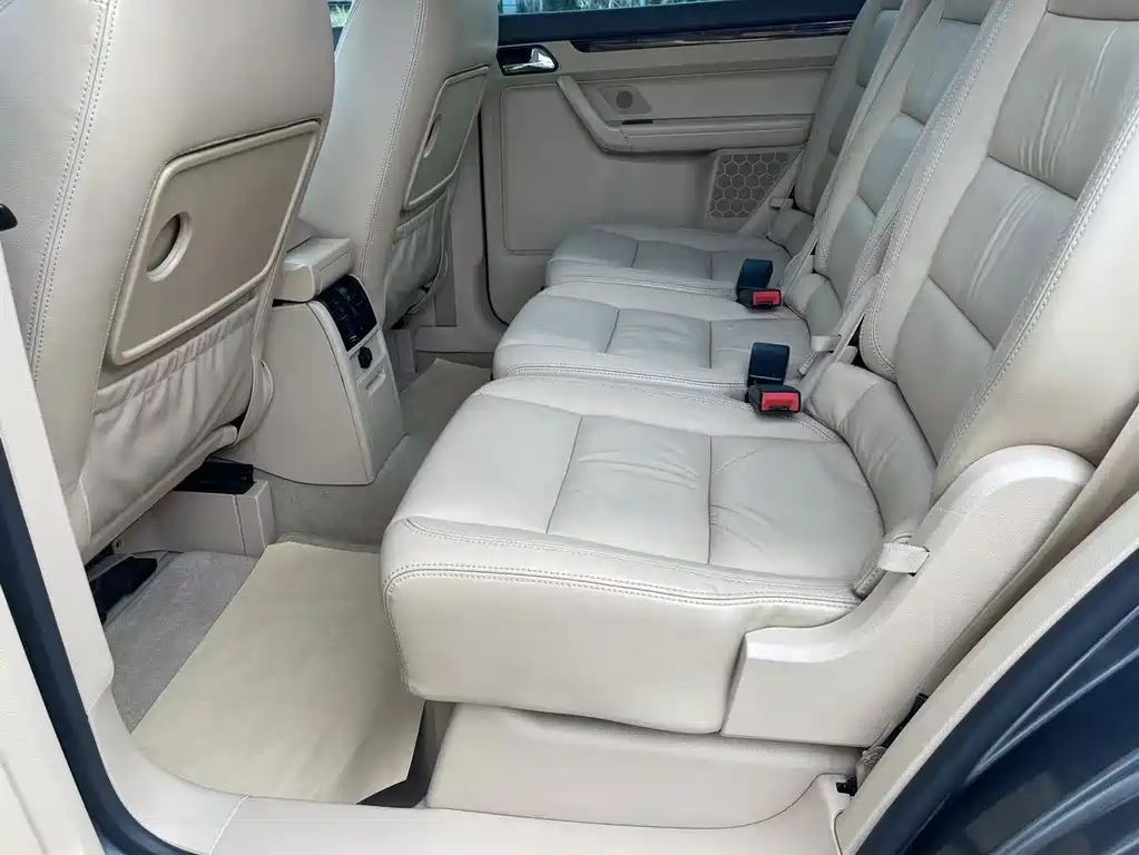 Volkswagen Touran — миниатюра 16