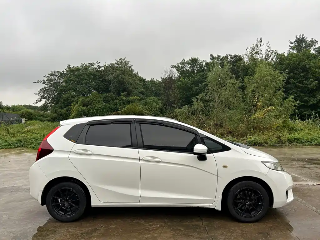 Honda Fit — миниатюра 3