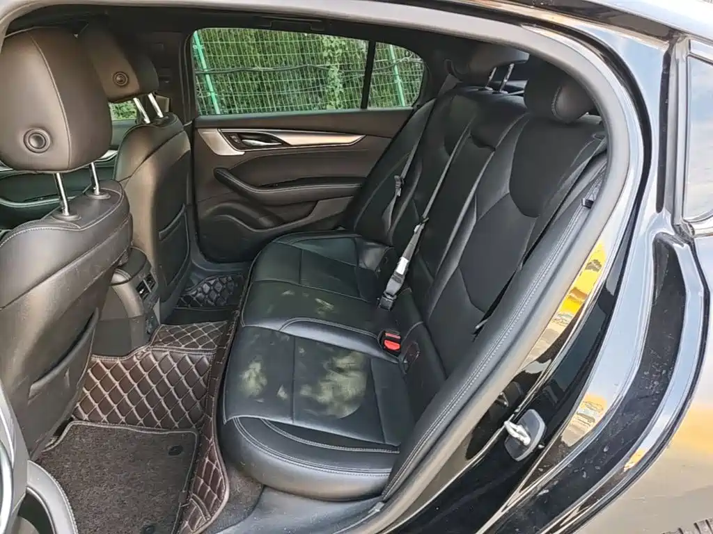 Cadillac CT5 — миниатюра 17