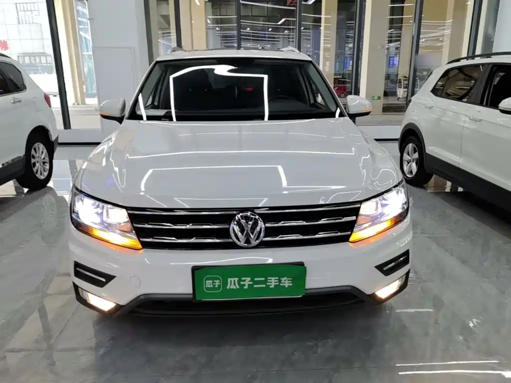 Volkswagen Tiguan L — миниатюра 3
