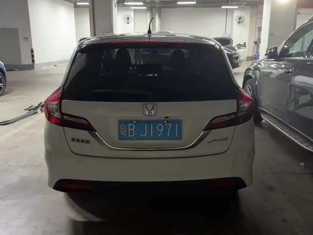 Honda Jade — миниатюра 9