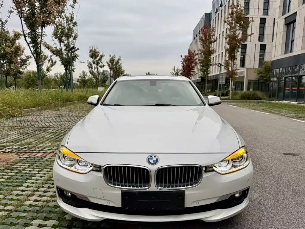 BMW 3 Series — миниатюра 7