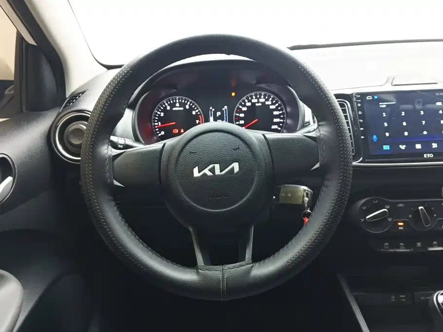 Kia Huanchi — миниатюра 15