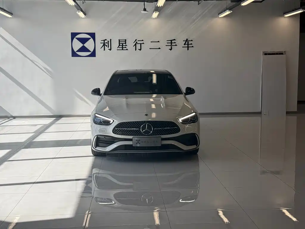 Mercedes-Benz C-Class 2023 — фото 2