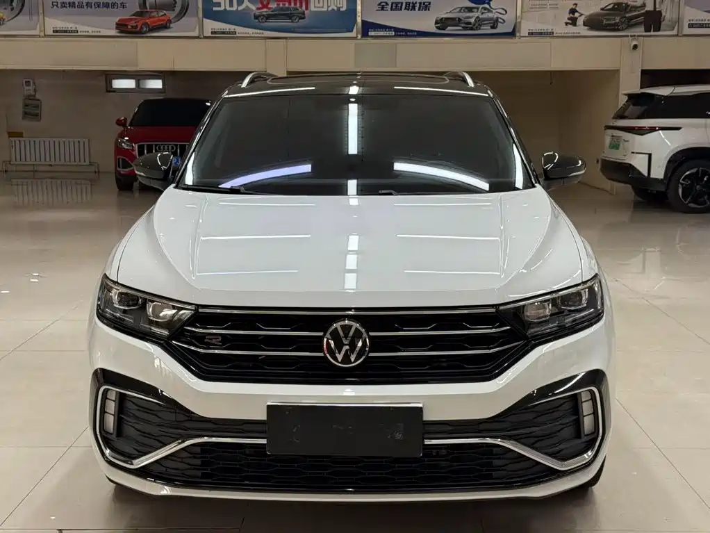 Volkswagen T-Roc — миниатюра 2