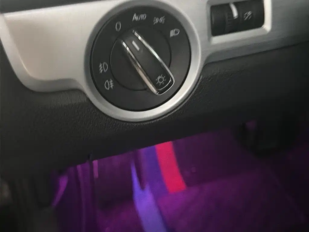 Volkswagen Passat — миниатюра 17
