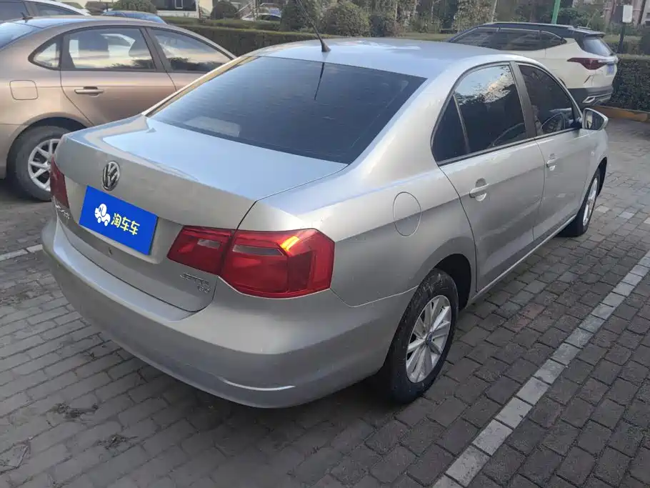 Volkswagen Jetta — миниатюра 3
