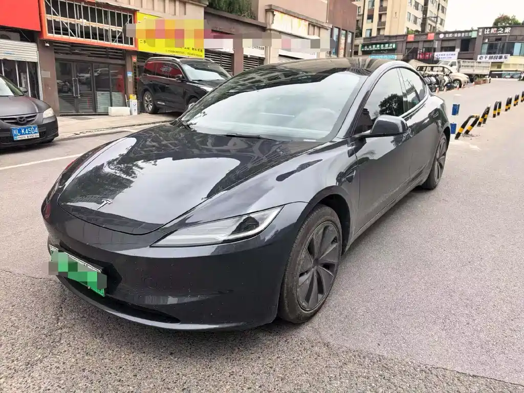 Tesla Model 3 2025 RWD Drive Dynamic Edition
