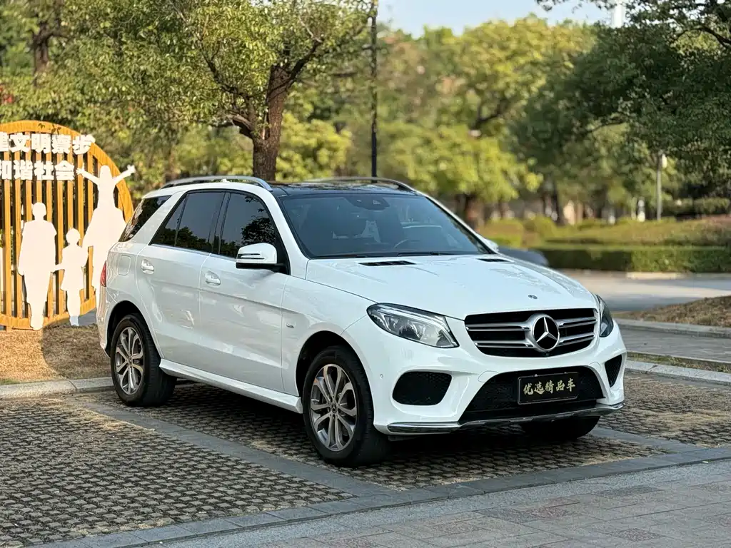 MERCEDES-BENZ GLE