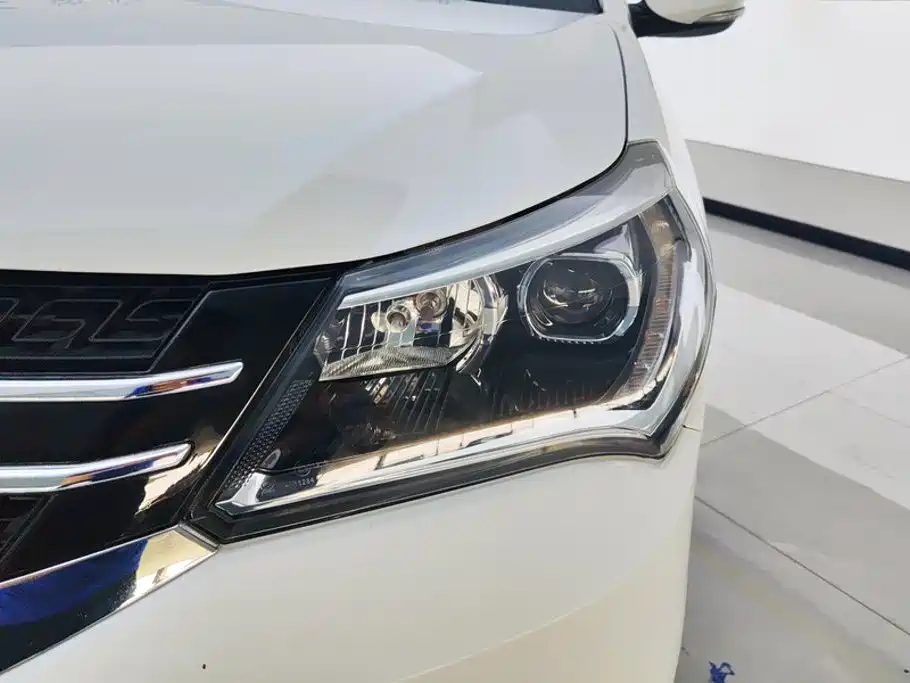 Geely King Kong — миниатюра 5
