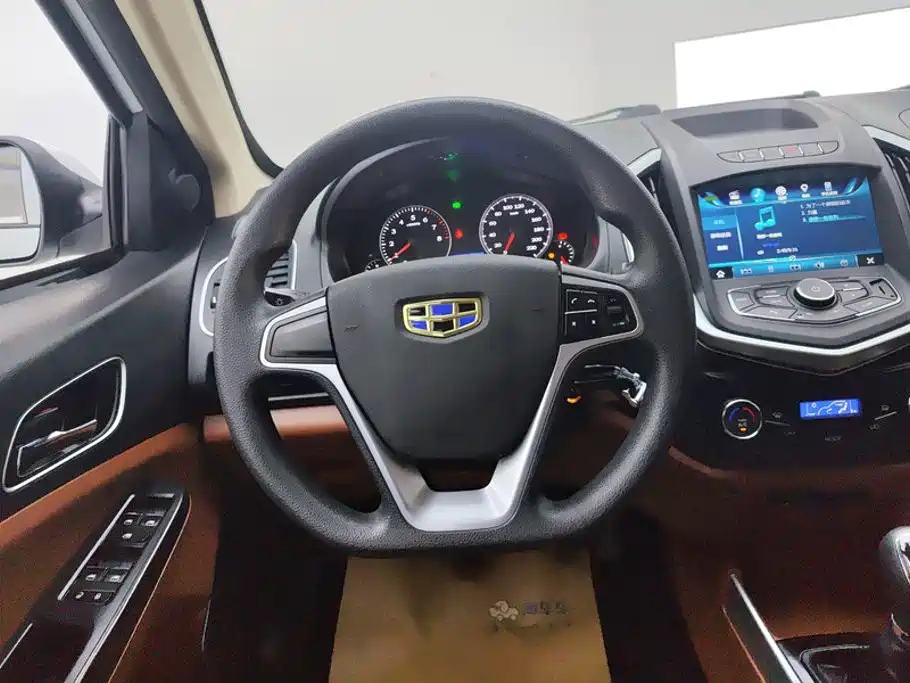 Geely King Kong — миниатюра 15