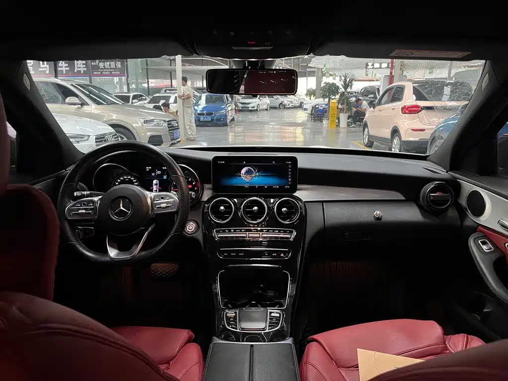 Mercedes-Benz C-Class — миниатюра 8