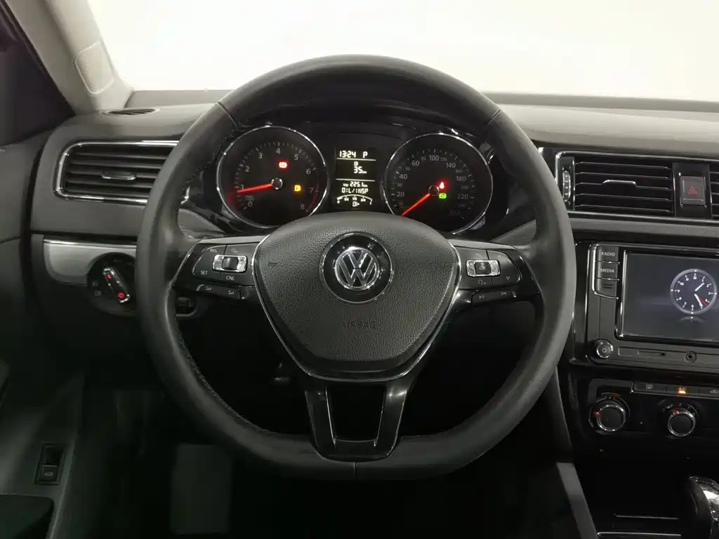 Volkswagen Sagitar — миниатюра 11