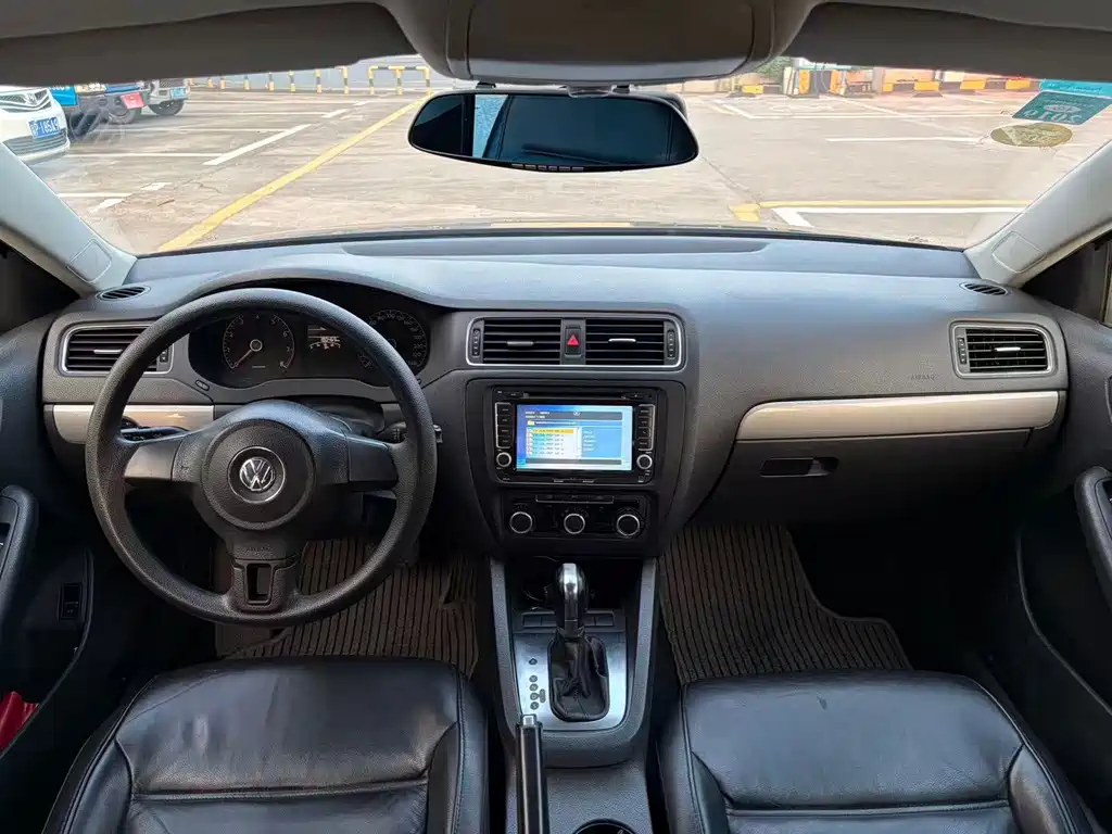 Volkswagen Sagitar — миниатюра 6