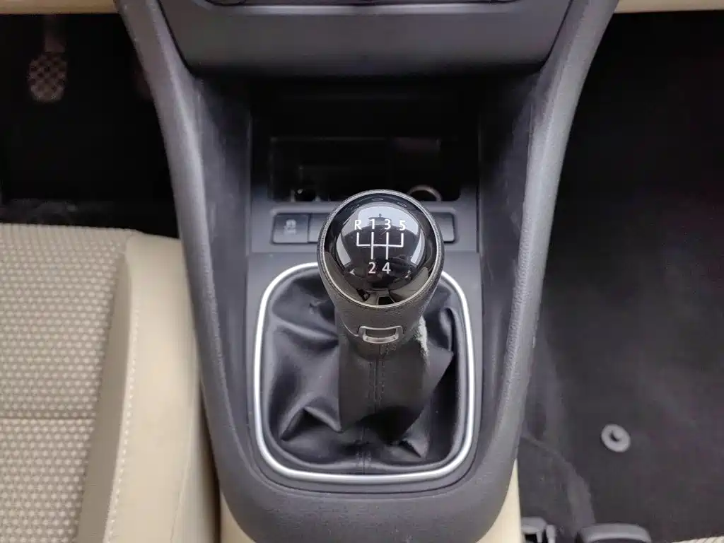 Volkswagen Golf — миниатюра 13
