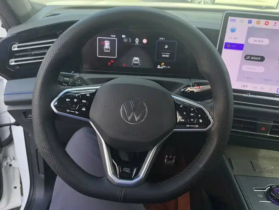 Volkswagen Tiguan L — миниатюра 15
