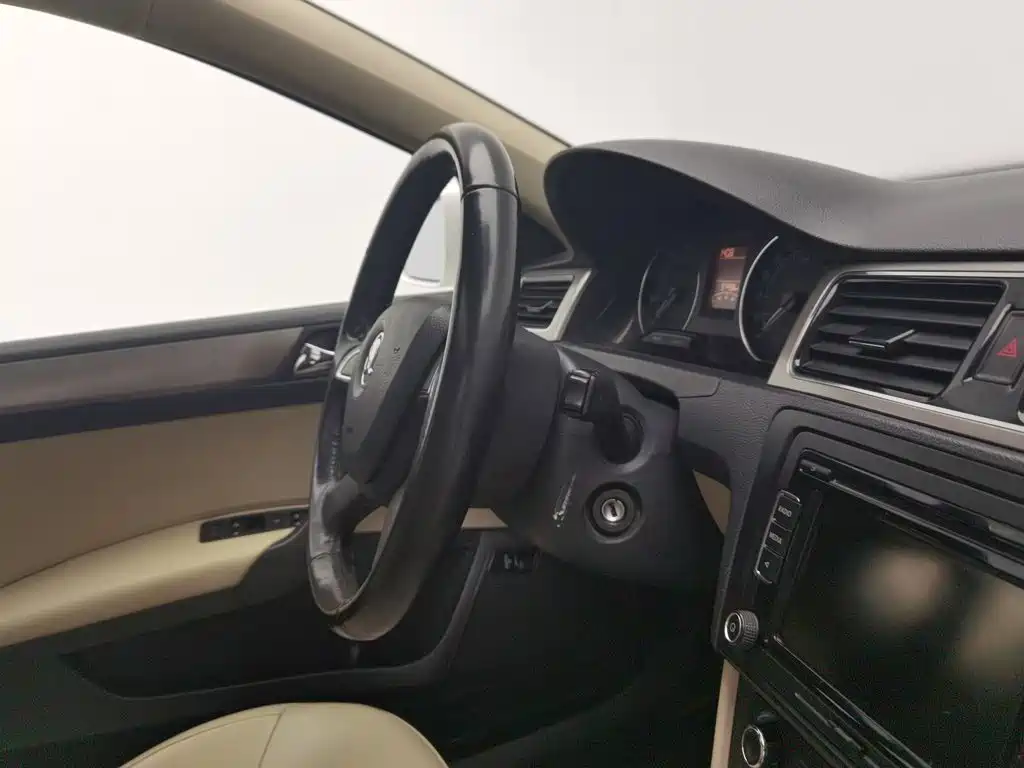 Skoda Rapid — миниатюра 22