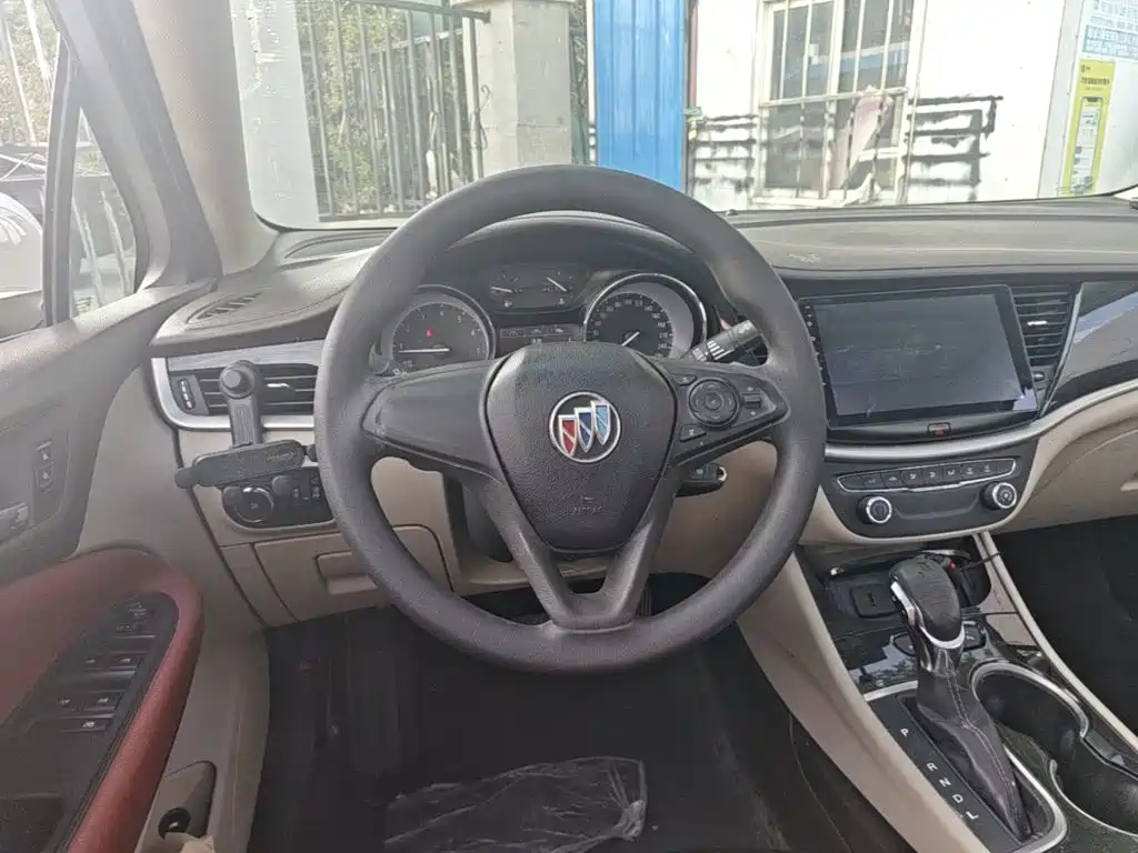 Buick Verano — миниатюра 11