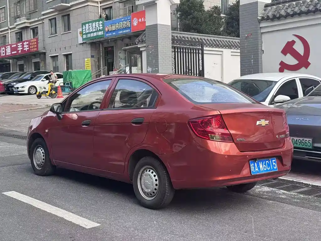 Chevrolet Sail — миниатюра 5