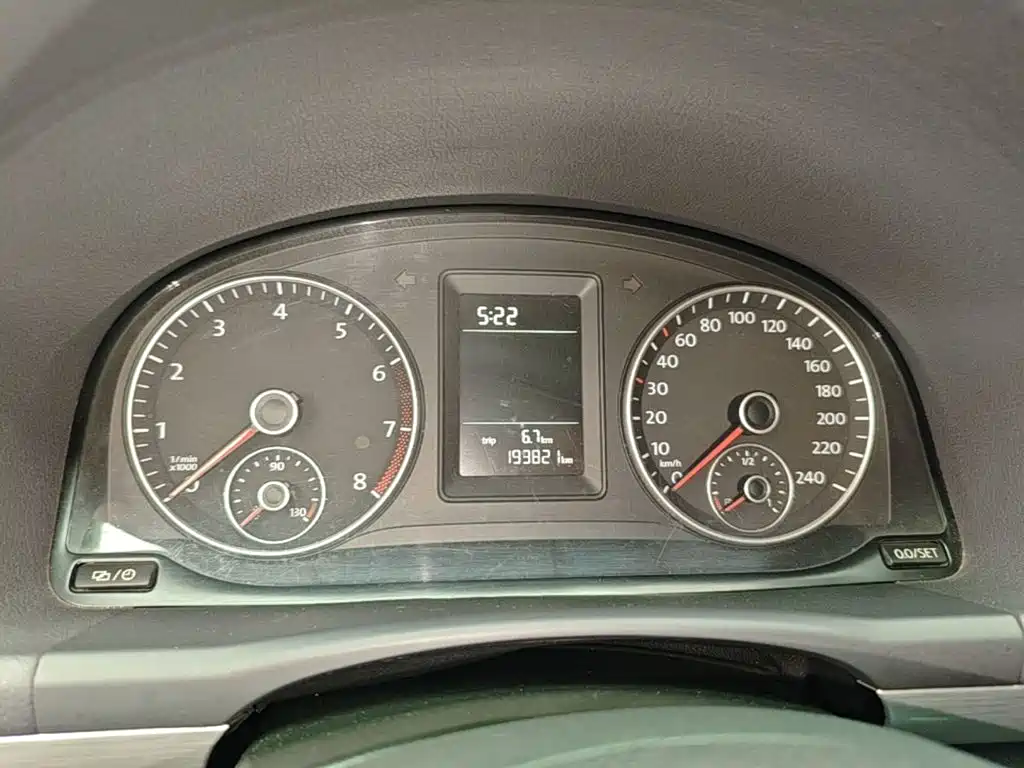 Volkswagen Touran — миниатюра 12