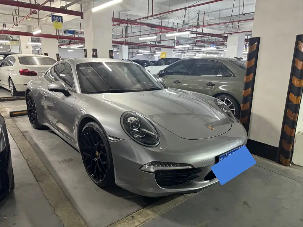 Porsche 911 2015 Carrera 3.4L Style Edition