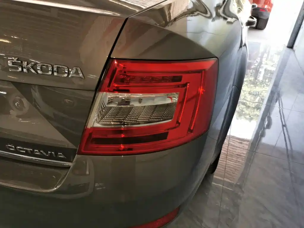 Skoda Octavia — миниатюра 8