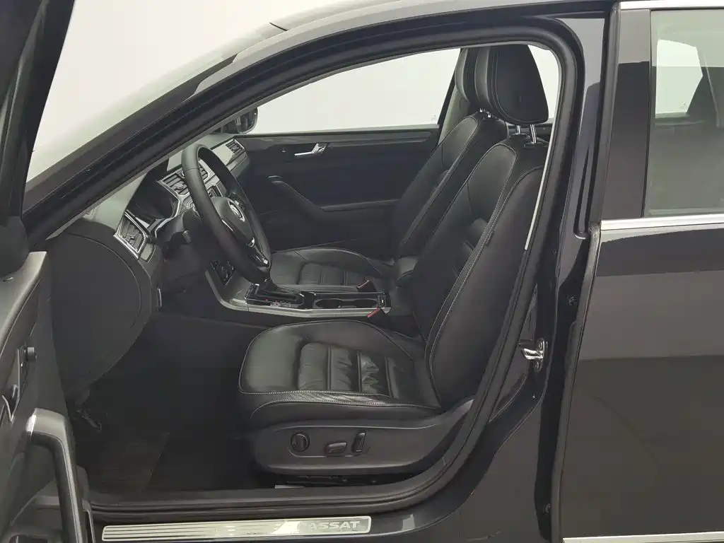 Volkswagen Passat — миниатюра 10