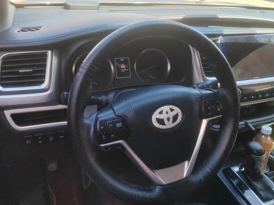 Toyota Highlander — миниатюра 15