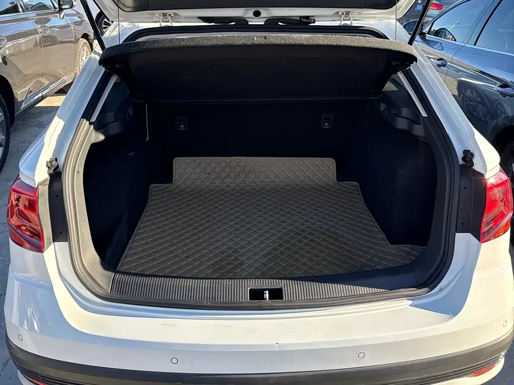 Volkswagen C-Trek — миниатюра 10
