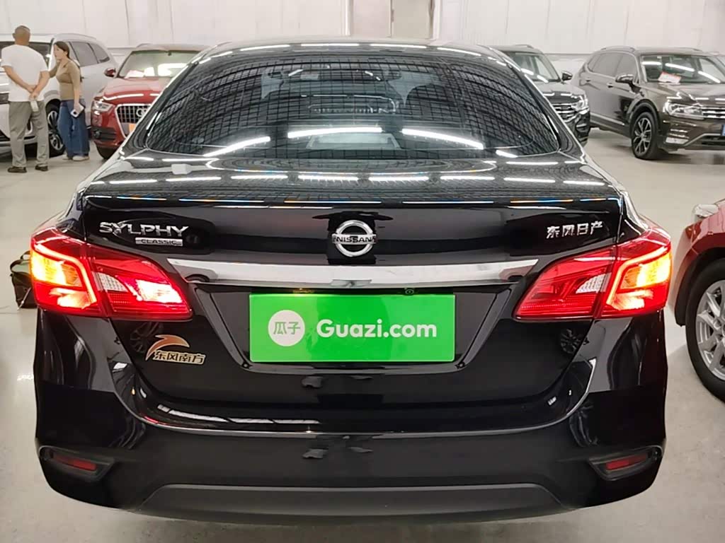 Nissan Sylphy 1.6 л 2025 г. Чёрный, пробег 5300 км