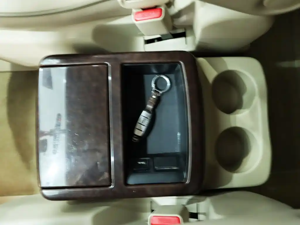 Nissan Quest — миниатюра 16