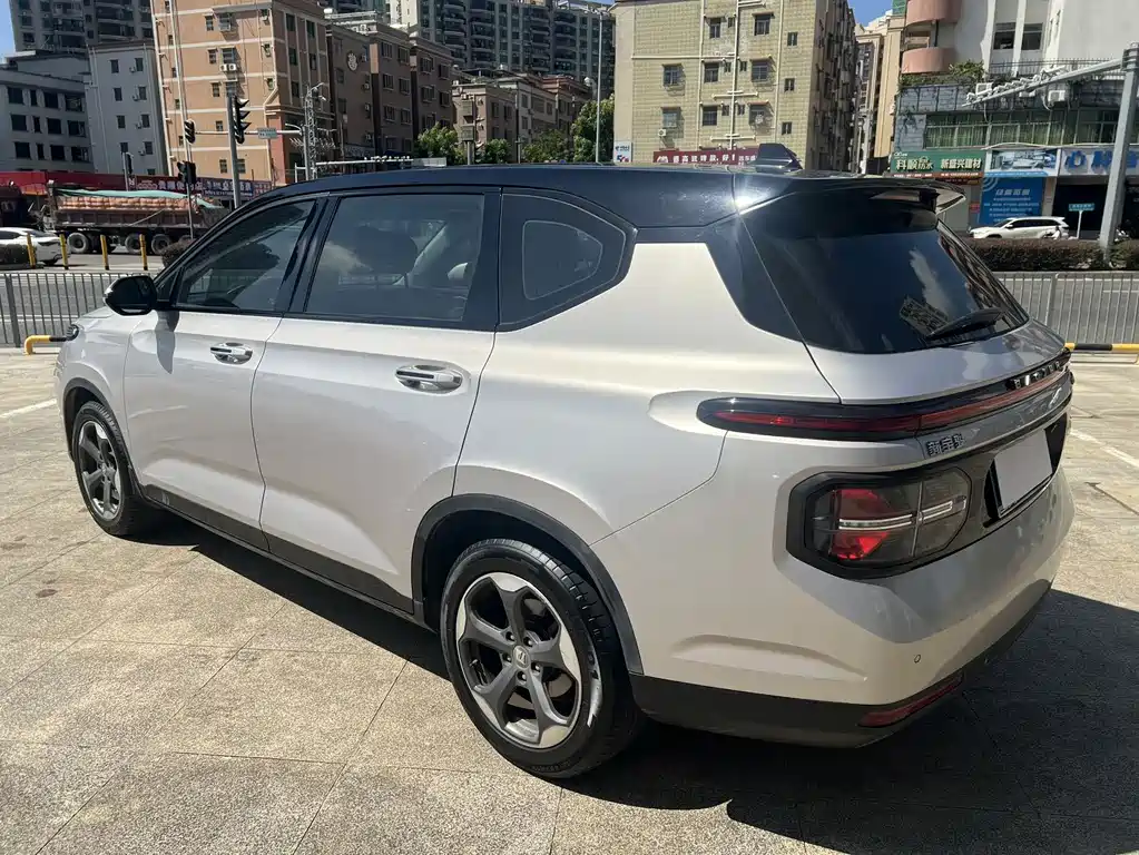 Baojun RM-5 — миниатюра 9