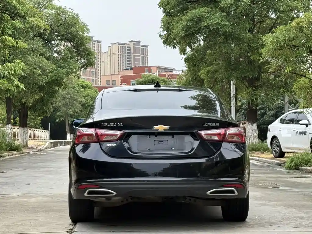 Chevrolet Malibu XL — миниатюра 8