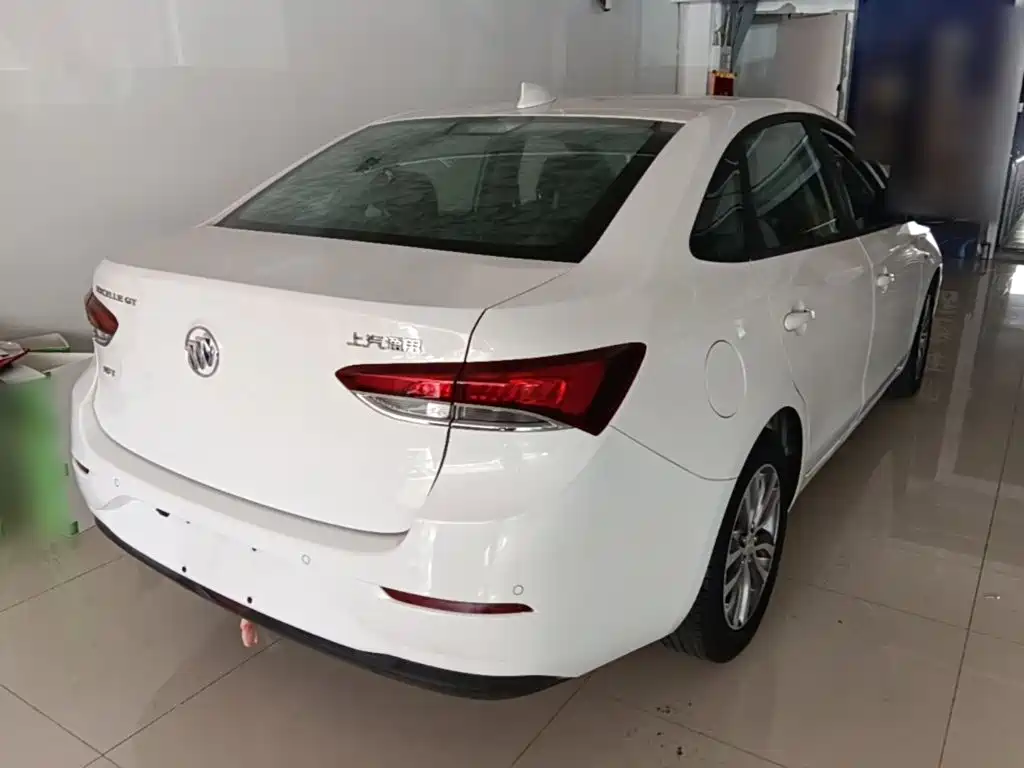 Buick Excelle — миниатюра 7