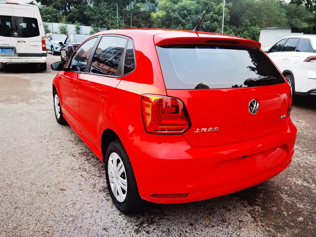 Volkswagen Polo — миниатюра 7