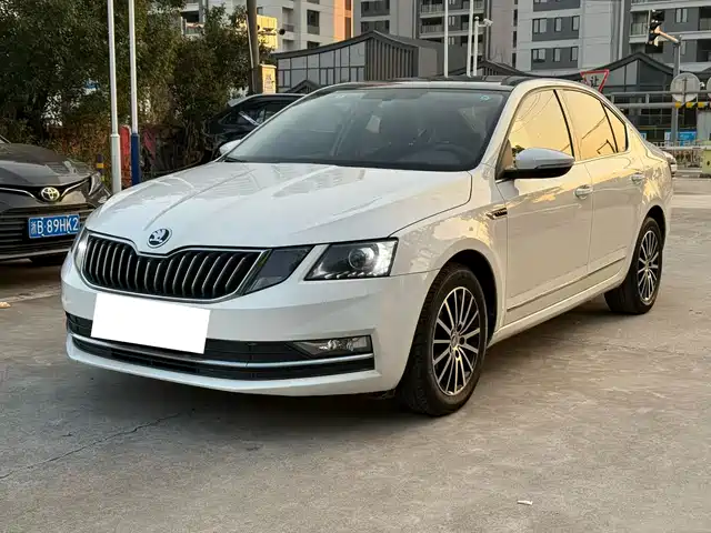 SKODA OCTAVIA