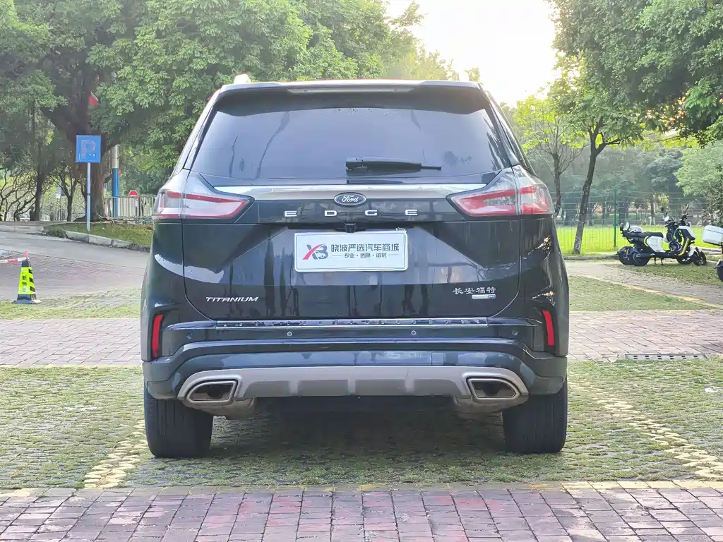 Ford Edge — миниатюра 6